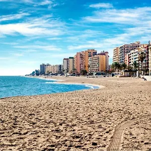 https://pyr-loft-puerto-fuengirola.es-andalucia.com